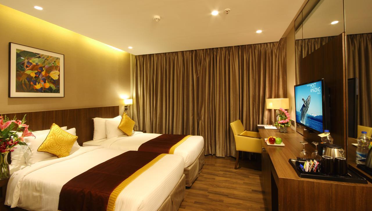 Hotel Fidalgo Пуна Экстерьер фото