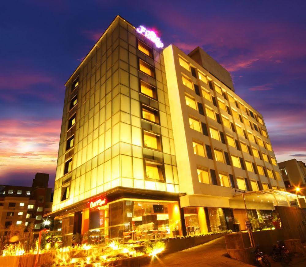 Hotel Fidalgo Пуна Экстерьер фото
